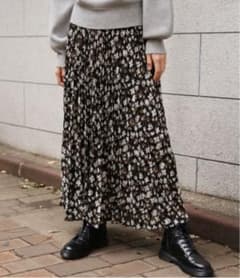 ハナプリーツスカート  ブラックのサムネイル