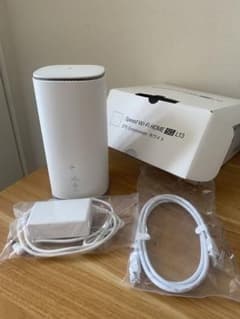 Speed Wi-Fi HOME 5G L13 ホワイトのサムネイル