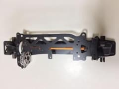 hpi hotbodiesカップレーサー部品取りメインシャーシジャンクのサムネイル