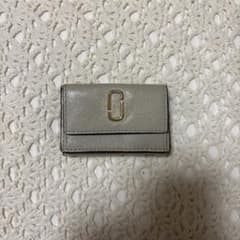 Marc Jacobs（マークジェイコブス） グレー 三つ折り財布のサムネイル