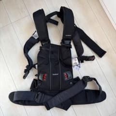 ブラック 抱っこ紐 メッシュタイプ　ベビービョルンのサムネイル
