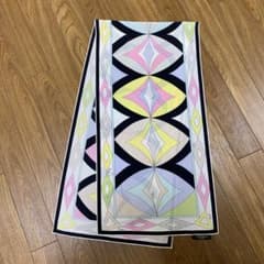 エミリオプッチロングスカーフのサムネイル
