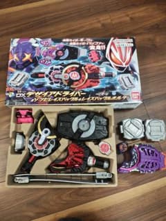 仮面ライダーDXデザイアドライバー&ゾンビレイズバックル＆レイズバックルホルダーのサムネイル