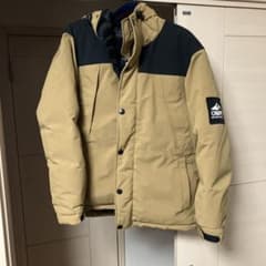 CAMP7 ダウンジャケット ベージュ・黒のサムネイル