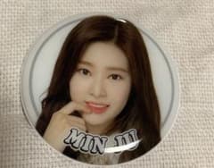 IZ*ONE バッチのサムネイル
