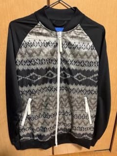 adidas トラックジャックのサムネイル