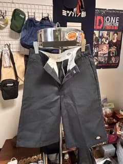 Dickies 42283BK ルーズフィット ハーフパンツ ブラックのサムネイル