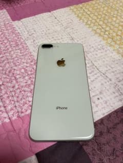 iPhone8plus 64GB SoftBank simロック解除済みのサムネイル