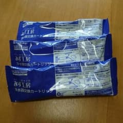 タカ様専用☆タカギ浄水器交換カートリッジ 3本セットのサムネイル