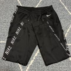 NIKEパンツのサムネイル