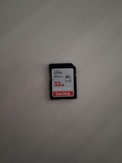 SanDisk Ultra PLUS SDHC 32GB V10のサムネイル