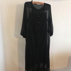 美品　ユニクロ　ワンピース  ブラック　Sのサムネイル
