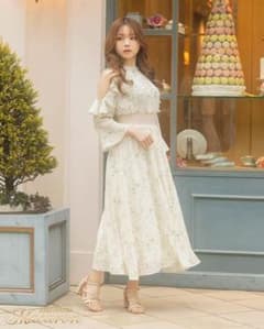 michellMacaron  ウエストリブ花柄ワンピースのサムネイル