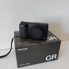 ショット回数431回】 RICOH GR III コンパクトデジタルカメラ - メルカリ