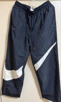 NIKE ナイロン　黒のサムネイル