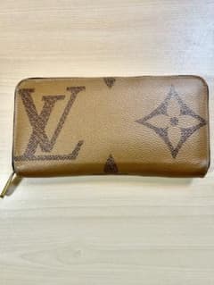 週末のみ2000円OFF 美品　LOUIS VUITTON 長財布のサムネイル