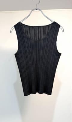 PLEATS PLEASE ISSEY MIYAKE ノースリーブ ブラック