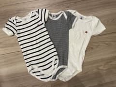 PETIT BATEAU ベビーボディスーツ 3枚セットのサムネイル