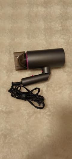 中古ドライヤーのサムネイル