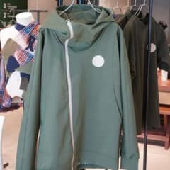 merph × BEAMS GOLF ビームス　ゴルフ　ロゴ　ジップパーカー 新品】merph × BEAMS GOLF / 別注 ロゴ ジップ パーカー - メルカリ