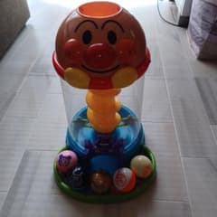 アンパンマン  にぎって！おとして！光るくるコロタワーのサムネイル