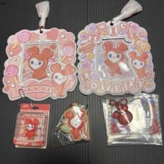 TWICE LOVELYS チェンブリーグッズセットのサムネイル