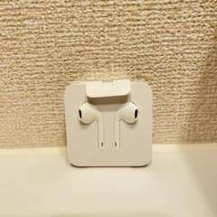 Apple 純正イヤホンのサムネイル