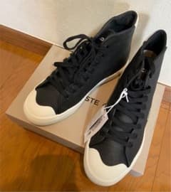 新品未使用　ラコステ　ミドルカットスニーカー　23.5 黒のサムネイル