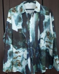 柄シャツのサムネイル