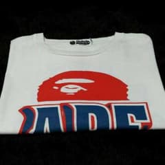 ☆値下げ再出品☆ A BATHING APE Tシャツ whiteのサムネイル