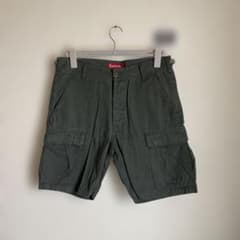 supreme カーキ　ハーフパンツ　カーゴショーツのサムネイル