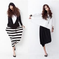 【１名限定限り】大人可愛い　サルエルパンツ　全２色のサムネイル