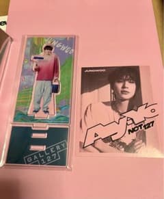nct127 カフェ　ジョンウ　アクスタのサムネイル