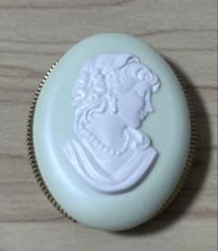 【希少・未使用品・箱有り】レ・メルヴェイユーズラデュレ　アイカラー02のサムネイル
