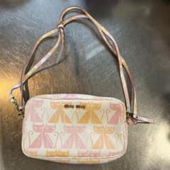 miumiu ねこ 猫 柄 スマホケース バッグ