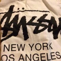 ステューシー Tシャツのサムネイル