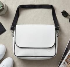 レア ラコステ ショルダーバッグ メッセンジャーバックLacoste 