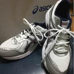 アシックスランニングシューズ 27．5㎝ メンズのサムネイル