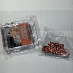 TREASURE NEW WAV キーホルダー ピンバッジ セット　ジェヒョクのサムネイル