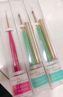 NAOKO TAKANO  高野尚子先生  ネイルブラシのサムネイル
