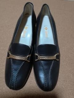 ☆[GUCCI　グッチ]　ヒ−ルパンプス靴のサムネイル