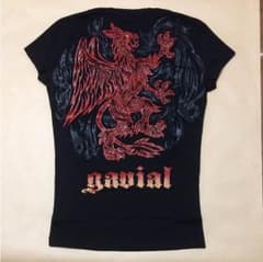 中村達也 アパレルブランド GAVIAL ＶネックTシャツのサムネイル
