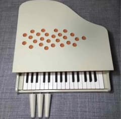 美品 KAWAI カワイ ミニピアノ P-32 木製 白のサムネイル