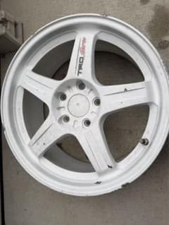 TRD スポーツ17インチ　ホイールアルテッツァ7.5J+40 pdf114.3 TRD スポーツ17インチ ホイールアルテッツァ7.5J+40 pdf114.3 - メルカリ