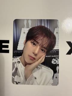 Qoo10 MONSTA X ミニアルバム特典カード ミニョク 紙吹雪つき - メルカリ