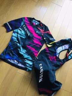 値下げ！RAPHA CANYON/SRAM  ラファウェア2点セット　レディースのサムネイル