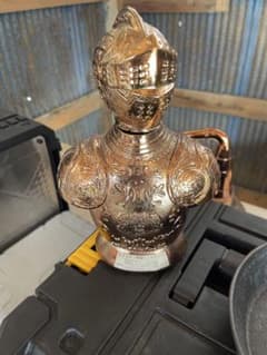 ニッカウヰスキー キングスランド 特級 騎士ボトル 空き瓶 ニッカウヰスキー キングスランド 特級 騎士ボトル 空き瓶 - メルカリ