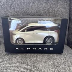 トヨタ TOYOTA アルファード40 白プルバックカー 非売品のサムネイル