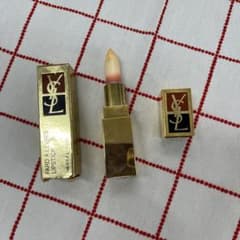 【変色あり】イブサンローラン　口紅のサムネイル