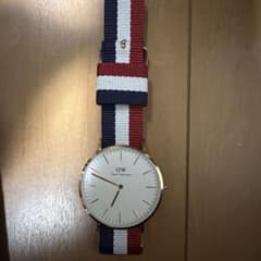 Daniel Wellington 腕時計 トリコロールのサムネイル